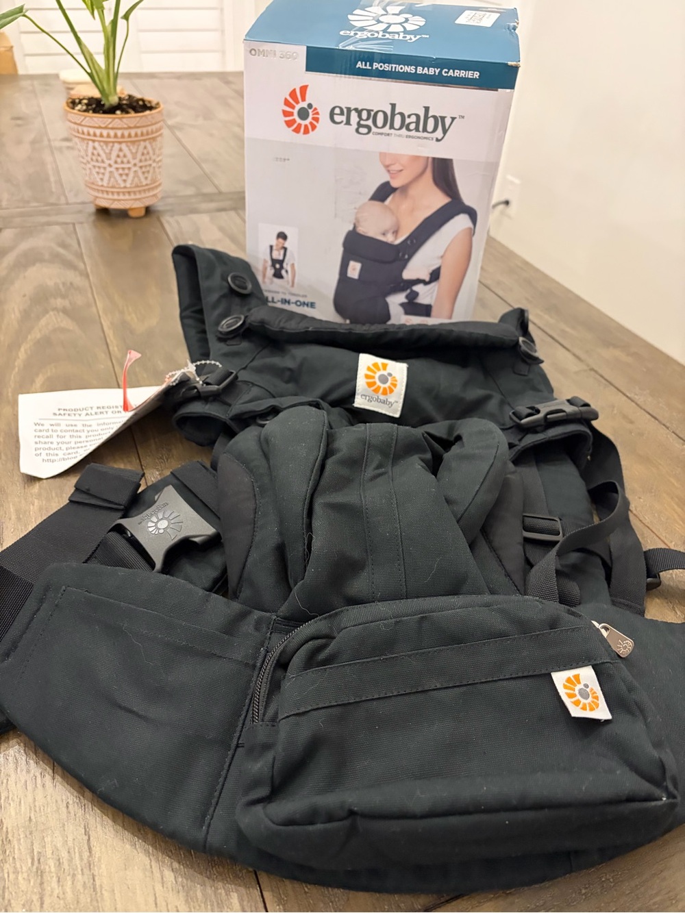 Ergobaby Omni 360 in Black